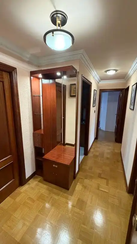 Piso en venta en Vitoria - Gasteiz con Calefacción, Terraza y Trastero