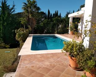 Swimming pool of House or chalet for sale in Estepona  with Air Conditioner, Private garden and Terrace