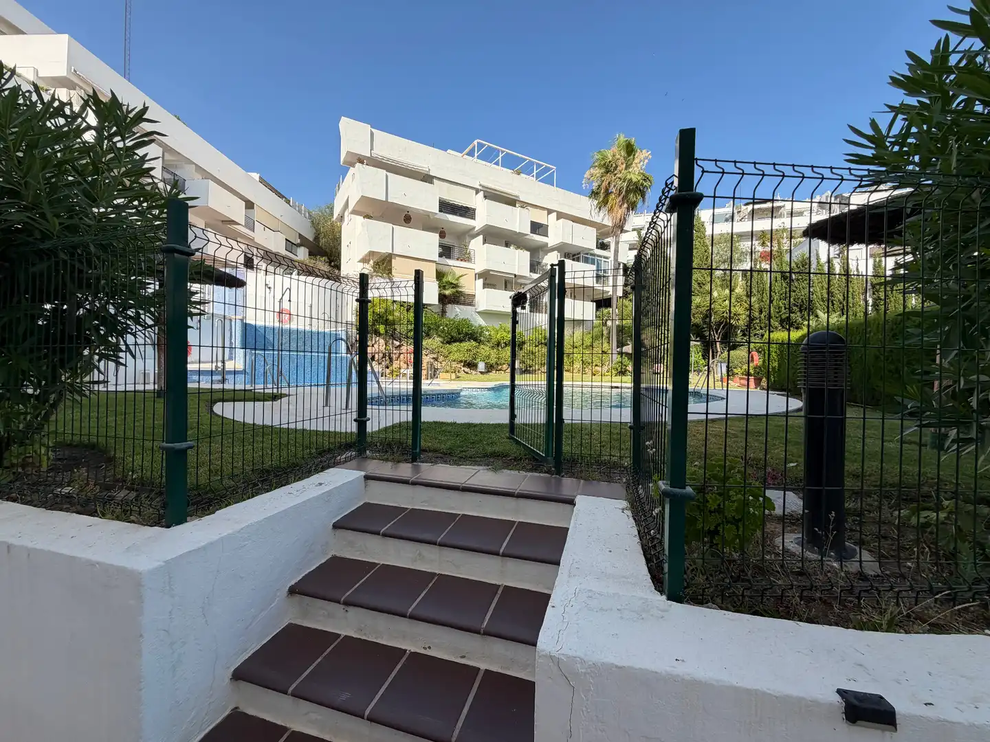 Piscina de Pis en venda en Mijas amb Piscina comunitària