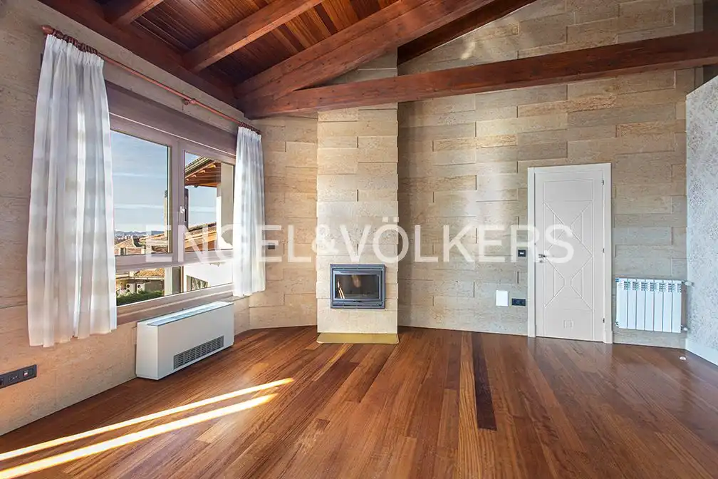 Living room of Houses for sale in Gijón   with Air Conditioner, Heating and Private garden