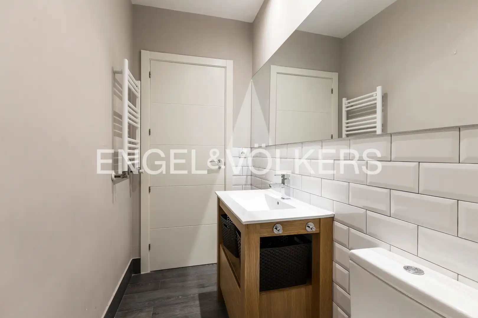 Baño de Piso en venta en Madrid con Aire acondicionado y Calefacción