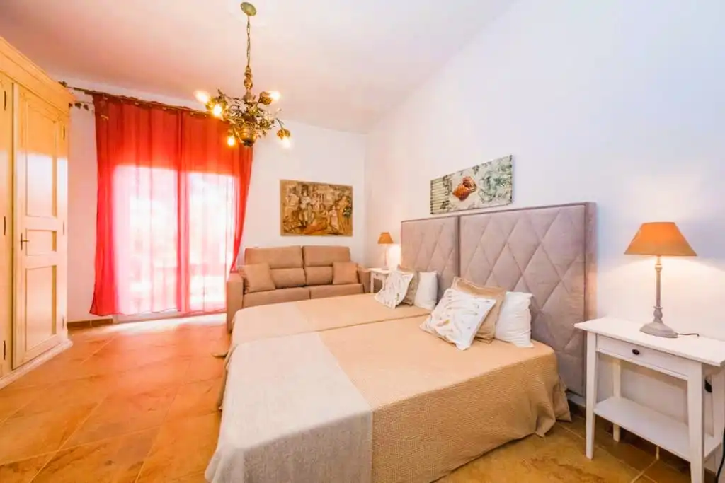 Dormitori de Casa o xalet en venda en Sant Lluís amb Aire condicionat, Calefacció i Jardí privat