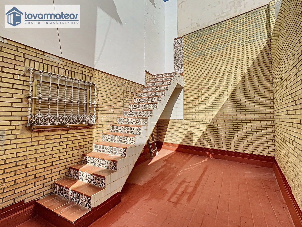 Pis en venda en Sanlúcar la Mayor amb Terrassa