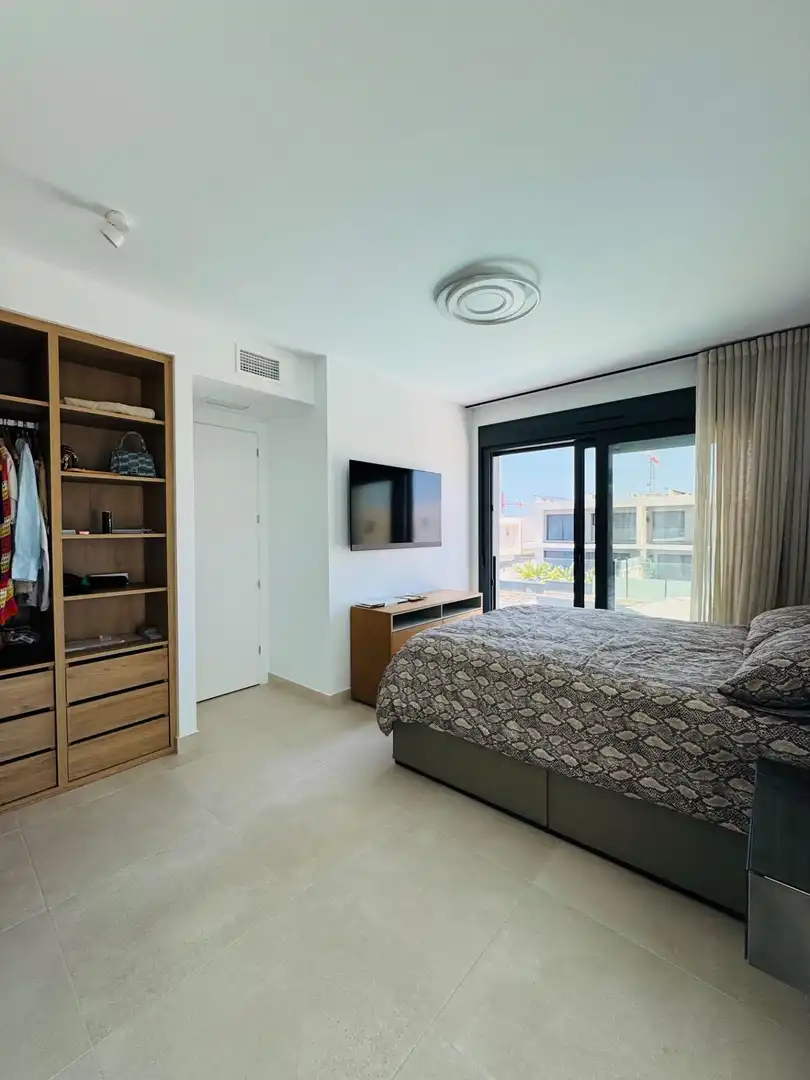Bedroom of Houses for rent in Santa Pola  with Air Conditioner, Heating and Private garden