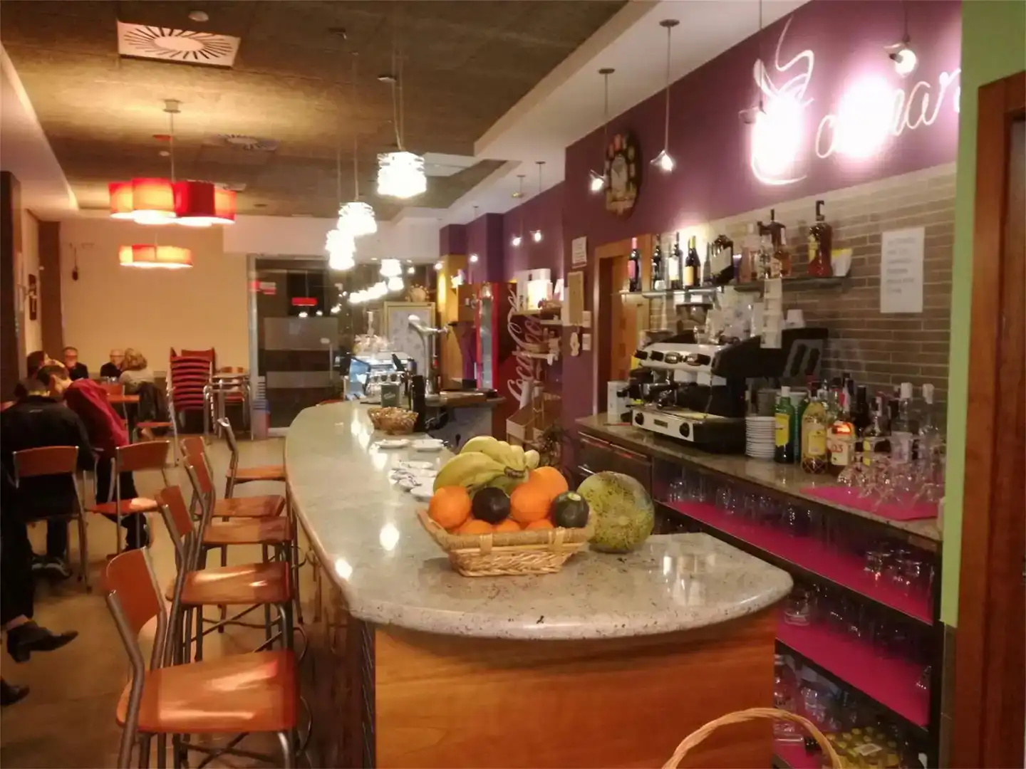 Commercial properties for rent in Bugarra  with Air Conditioner and Furnished