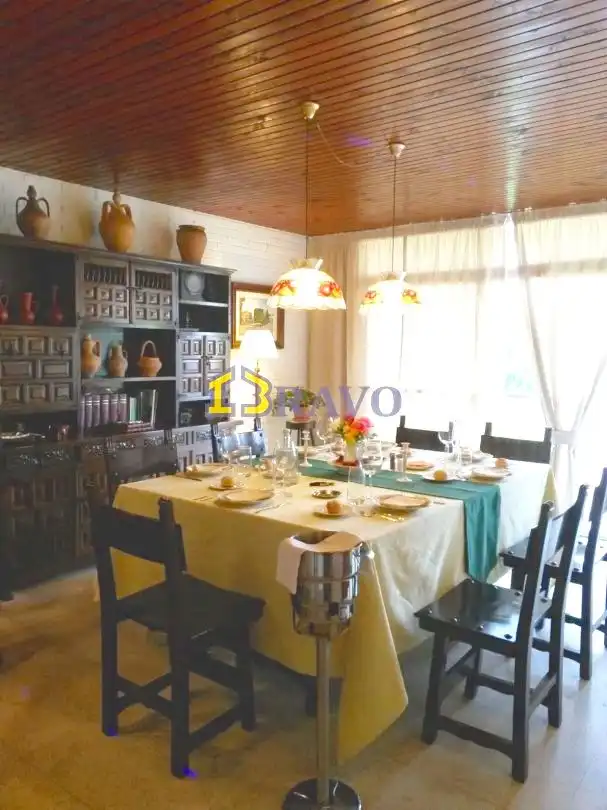 Comedor de Piso en venta en Medina de Pomar con Calefacción, Jardín privado y Terraza