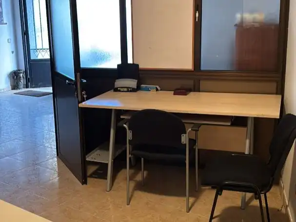 Oficina de alquiler en Valdemorillo con Amueblado y Balcón