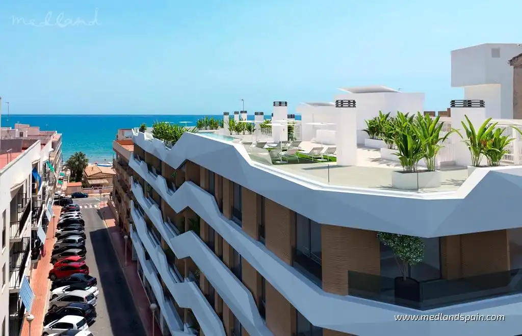 Appartement compact avec piscine à vendre à Guardamar Playa