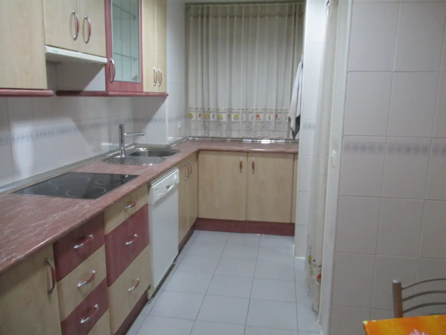 Kitchen of Flat for sale in Madrid  with Air Conditioner, Heating and Parquet flooring