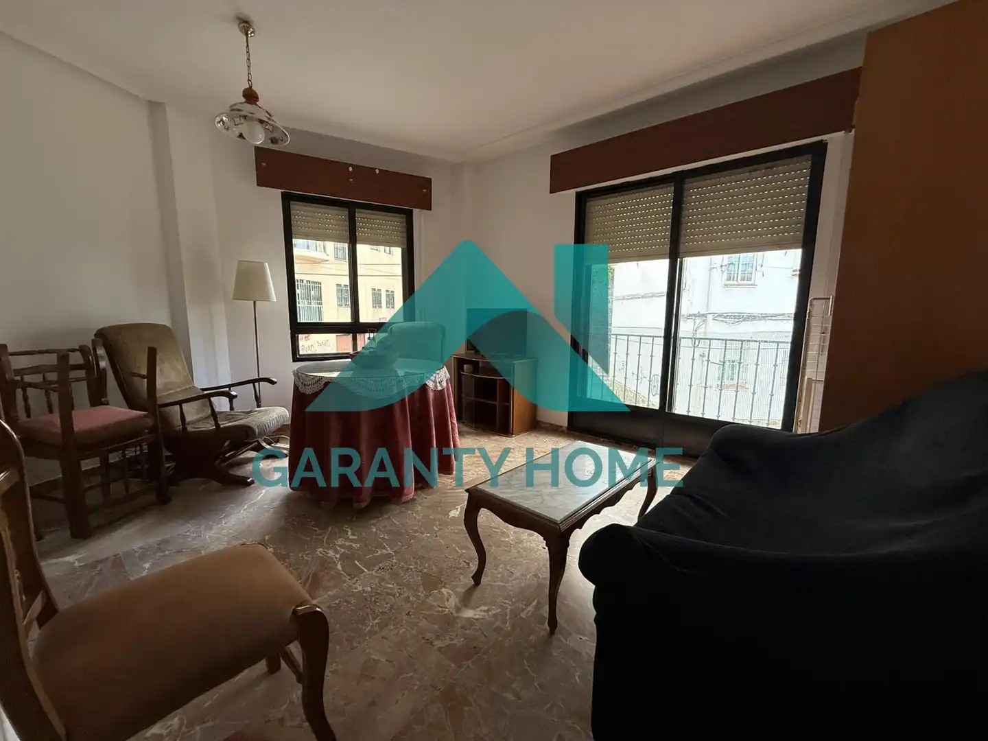 Sala d'estar de Apartament en venda en Cáceres amb Moblat