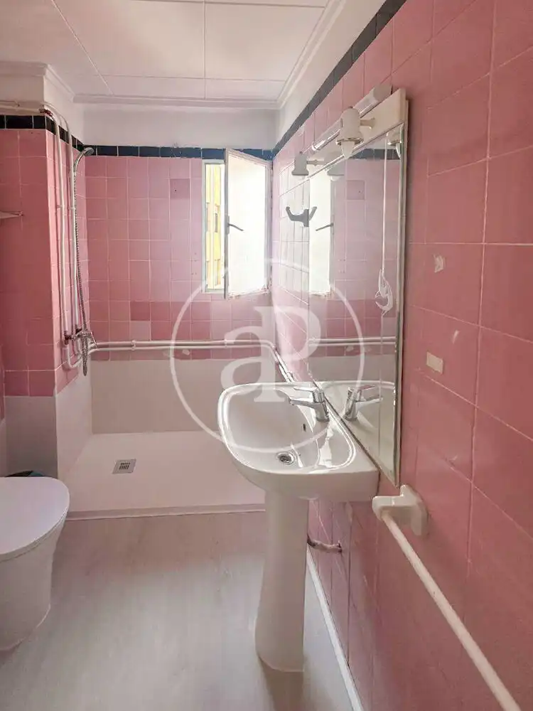Baño de Piso en venta en Burriana / Borriana con Calefacción, Terraza y Trastero