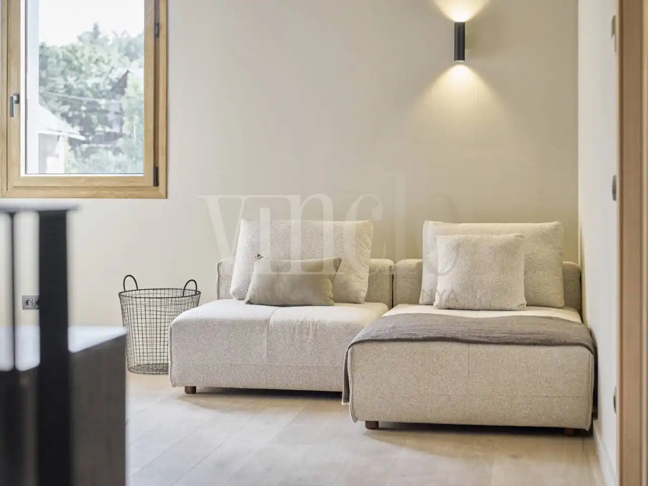 Sala d'estar de Casa o xalet en venda en Isòvol amb Calefacció, Jardí privat i Parquet