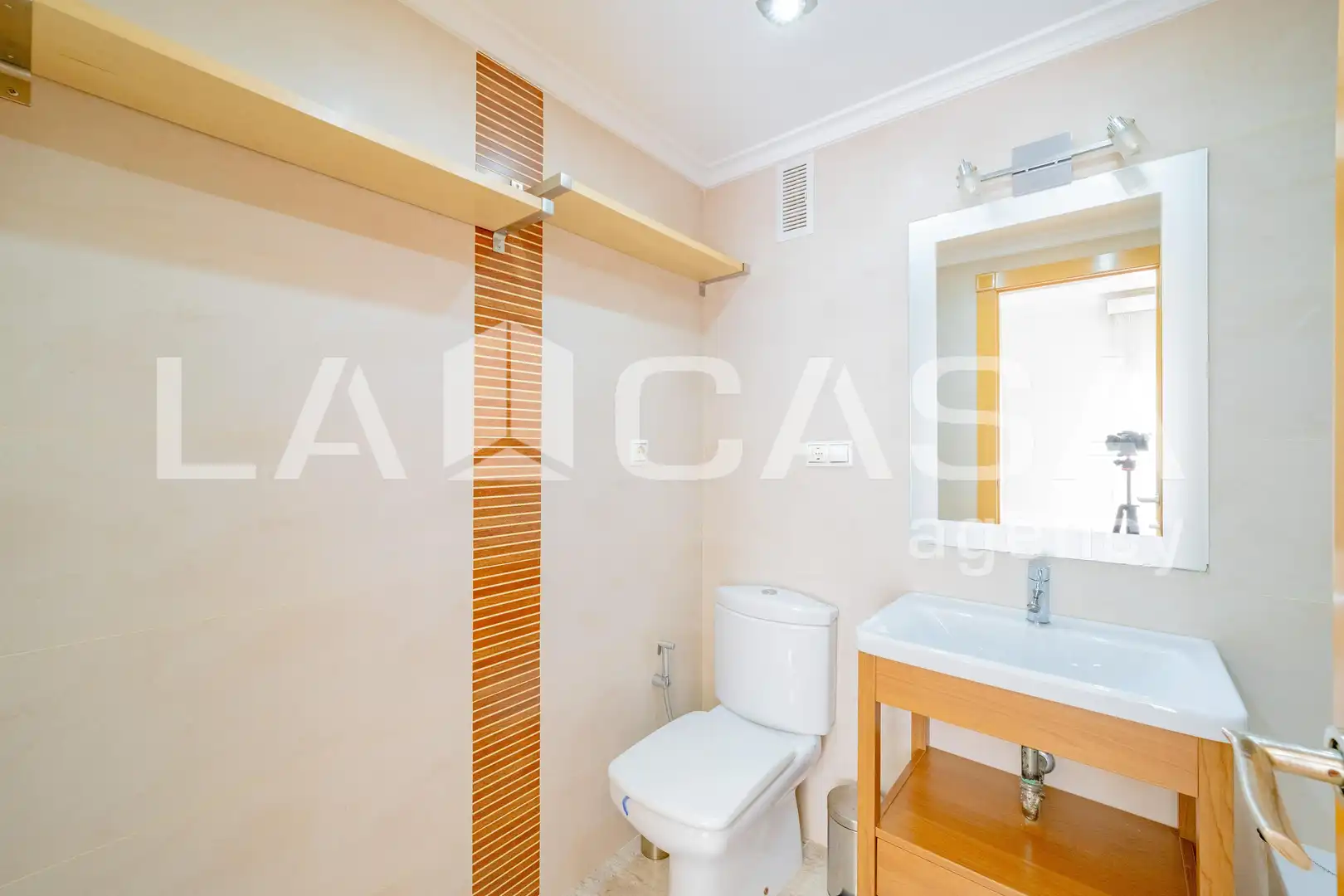Baño de Piso en venta en Valencia con Balcón