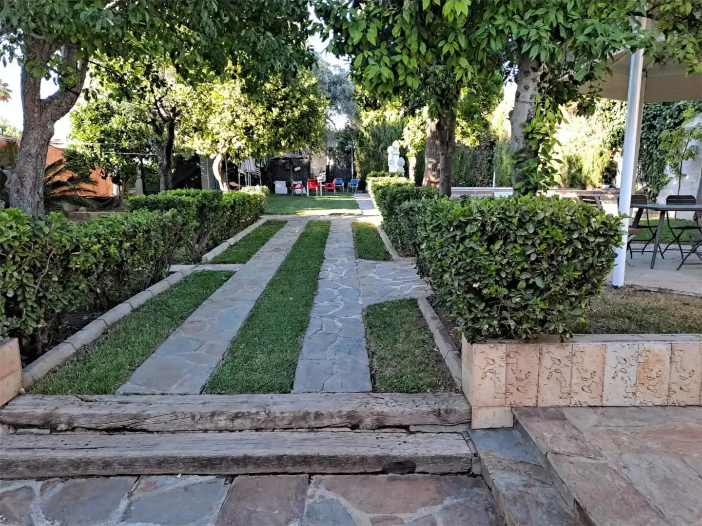 Jardín de Piso en venta en Dos Hermanas con Aire acondicionado, Jardín privado y Trastero