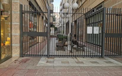 Exterior view of Office for sale in Sant Cugat del Vallès  with Air Conditioner