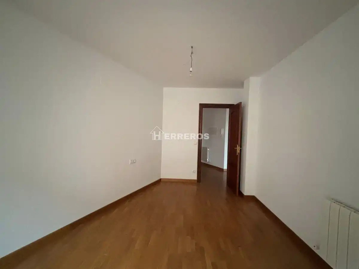 Bedroom of Flat for sale in Uruñuela  with Heating, Parquet flooring and Terrace