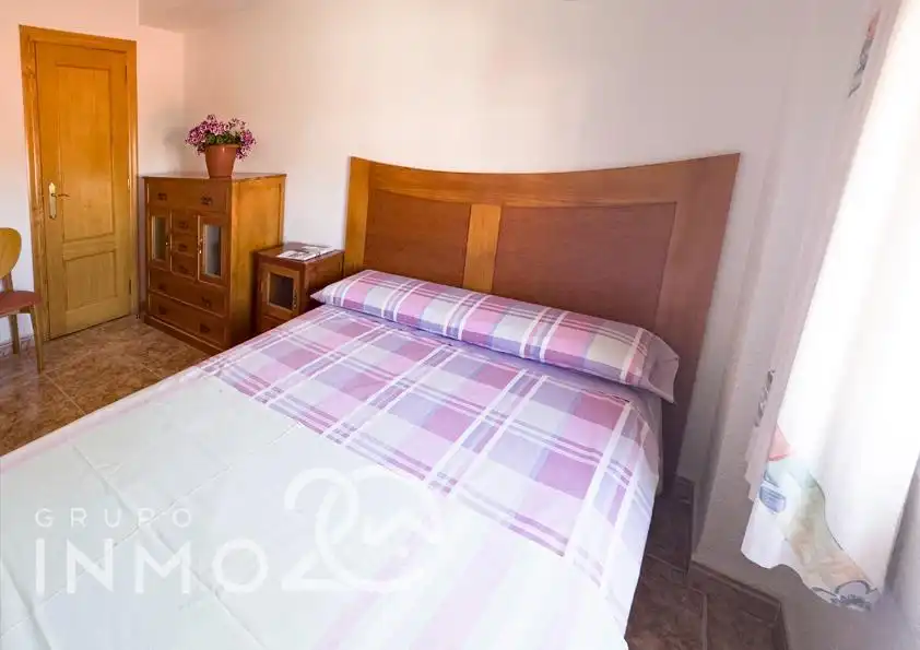 Habitación de Casa adosada en venta en Sueca con Aire acondicionado, Calefacción y Jardín privado