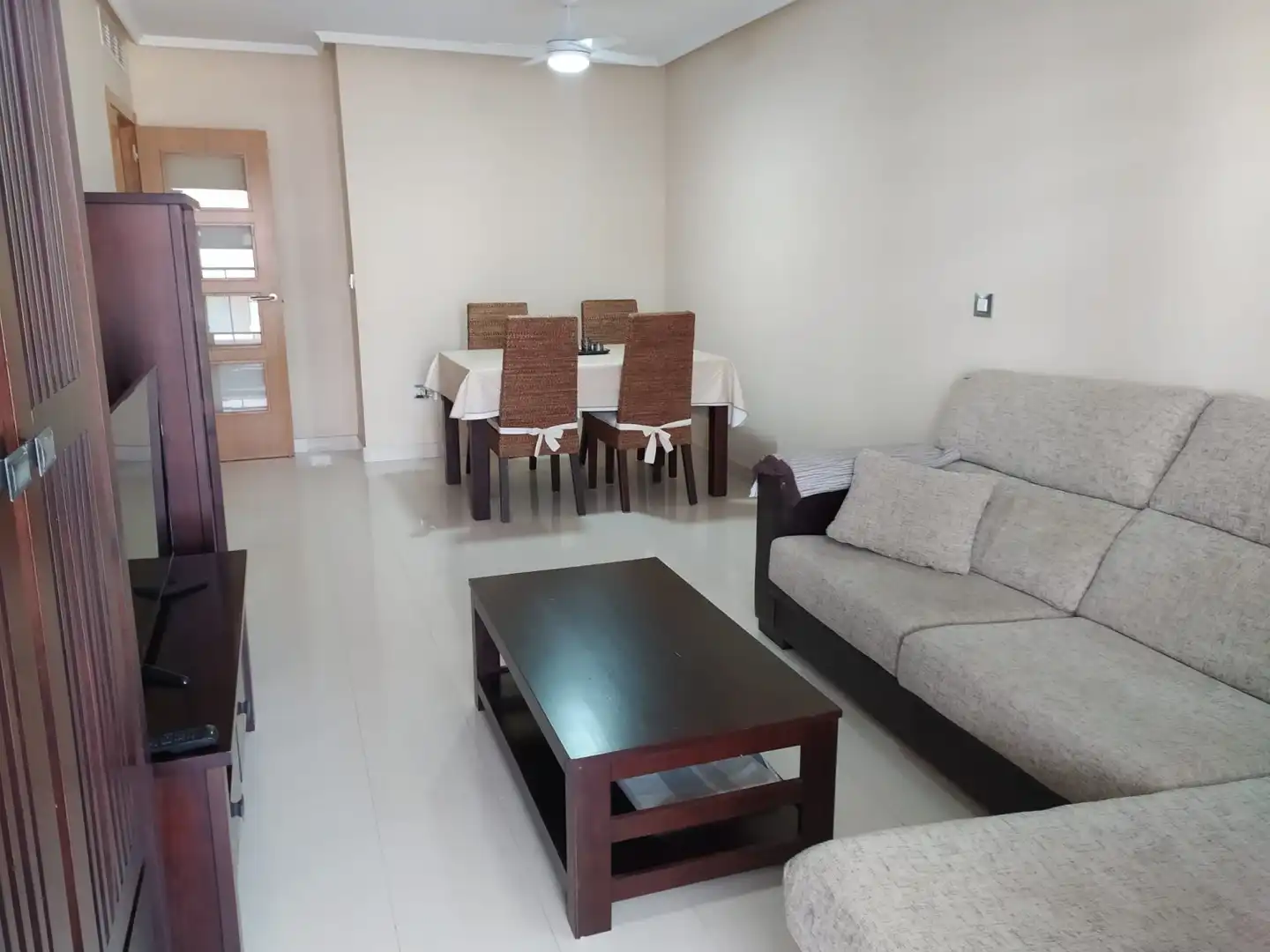 Apartament de lloguer a PAU 5