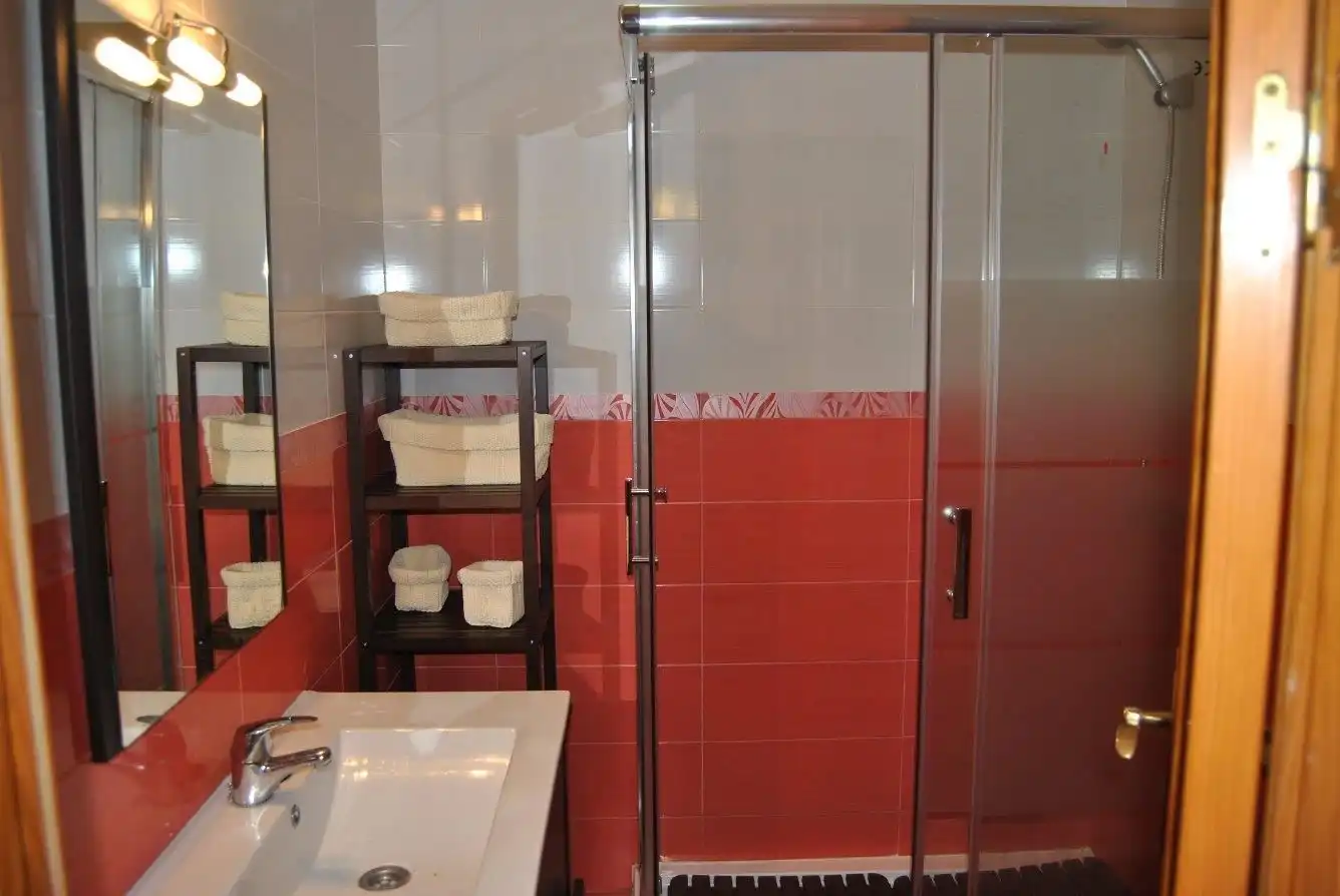 Bathroom of Detached homes for rent in Almuñécar  with Air Conditioner, Heating and Private garden