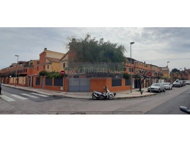 Single-family semi-detached to rent in Carrer Alquerías del Niño Perdido, 31, Benicasim Golf