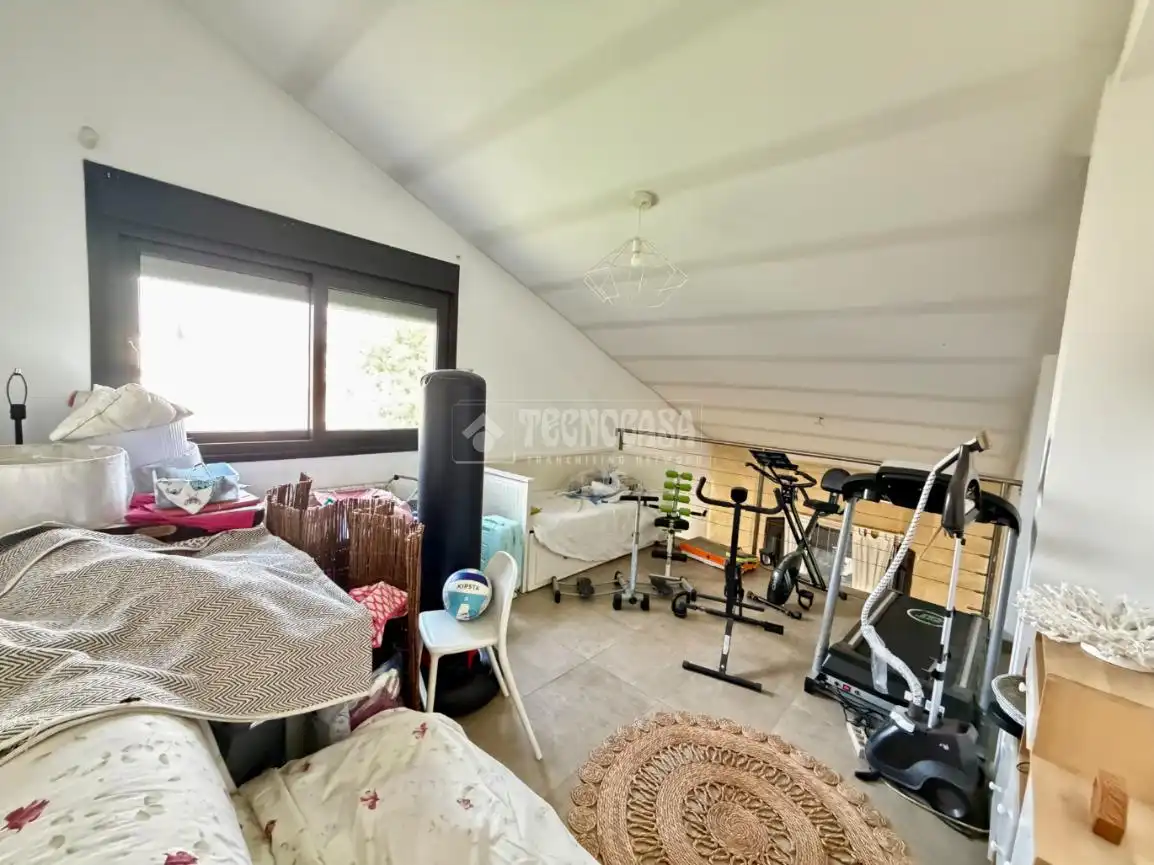 Habitación de Casa o chalet en venta en Serracines con Calefacción y Jardín privado