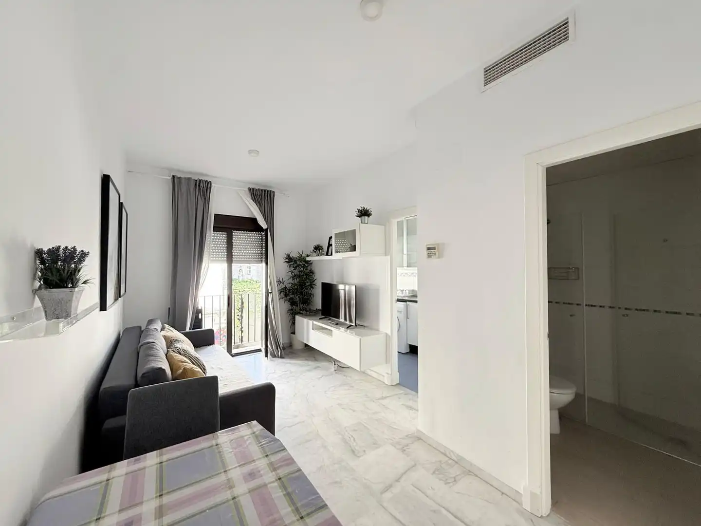 Piso con terraza en venta en Centro