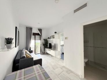 Appartamento con balcone in vendita a Centro