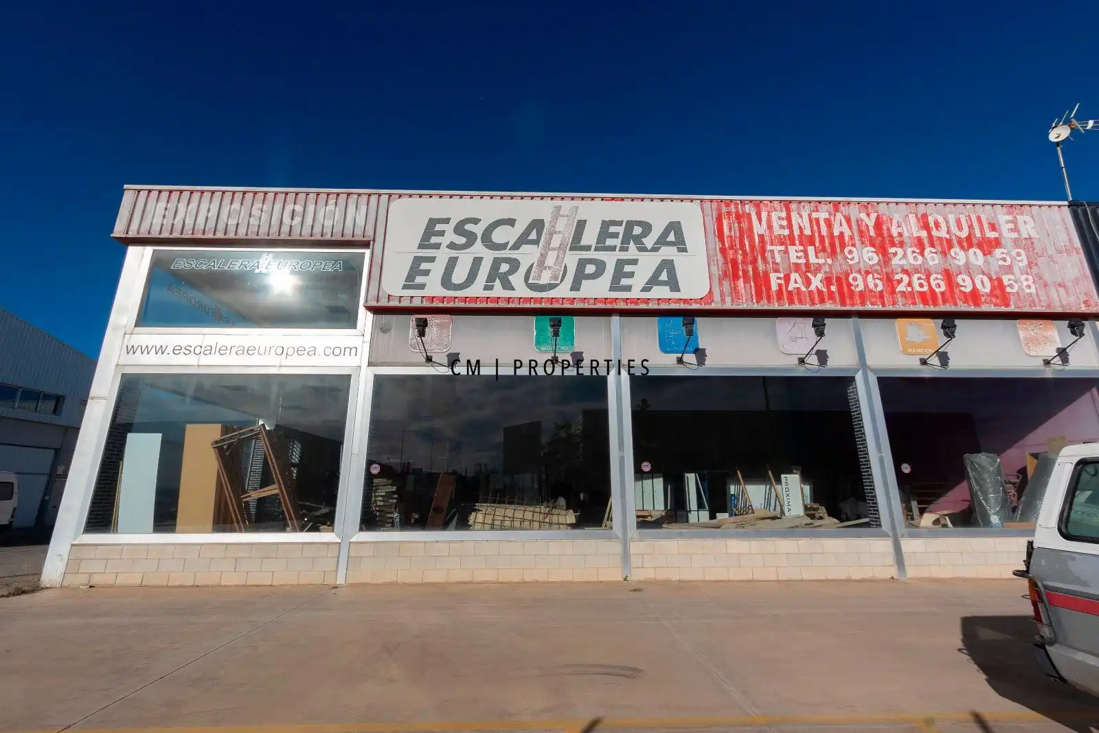 Vista exterior de Nave industrial en venta en Canet d'En Berenguer