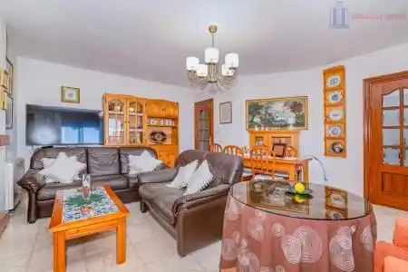 Villa mit Pool zum Verkauf in HORTENSIA 24, imagen 8