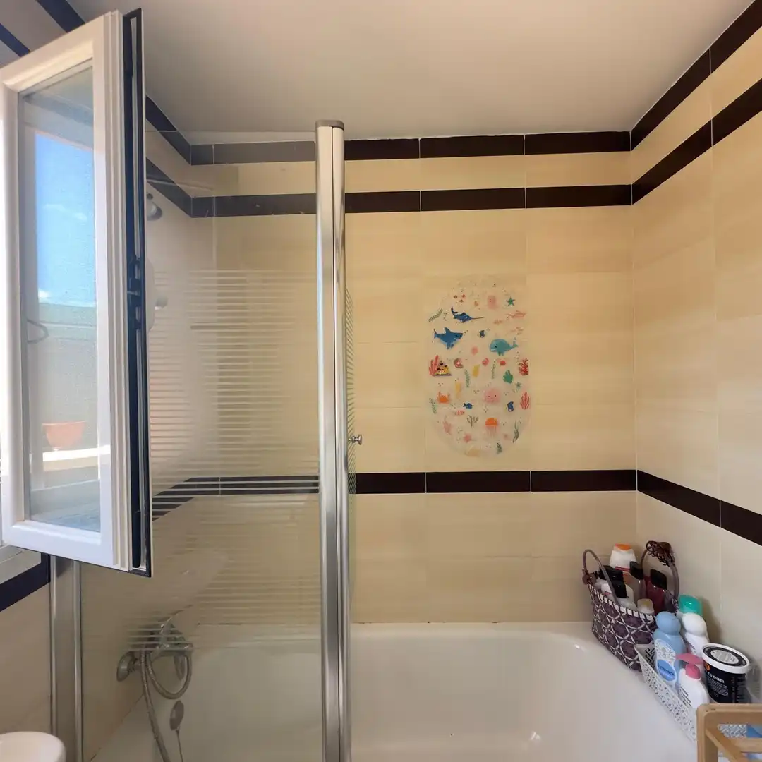 Baño de Piso en venta en La Línea de la Concepción
