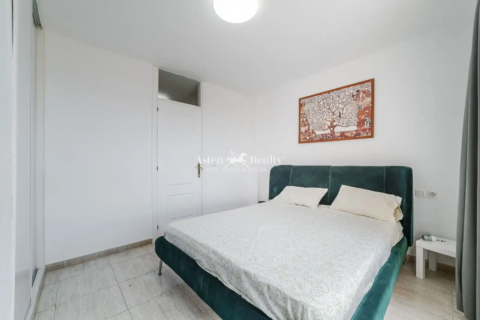 Schlafzimmer von Dachboden zum Verkauf in Adeje mit Terrasse, Schwimmbad und Möbliert