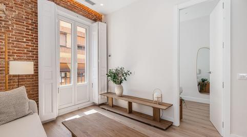 Foto 2 de Piso en venta en Calle Virtudes, Almagro,  Madrid Capital