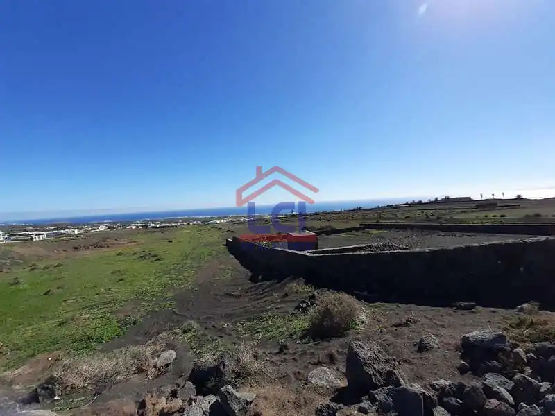 Land for sale in Tías