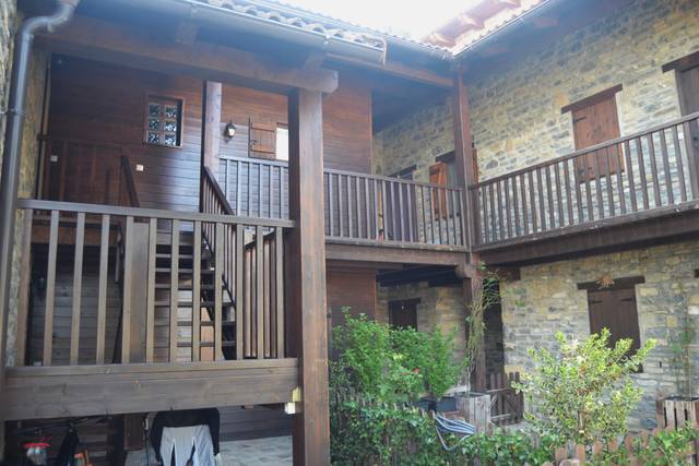 Dúplex en Venta en Calle Alta, 30 en Puente la Reina de Jaca