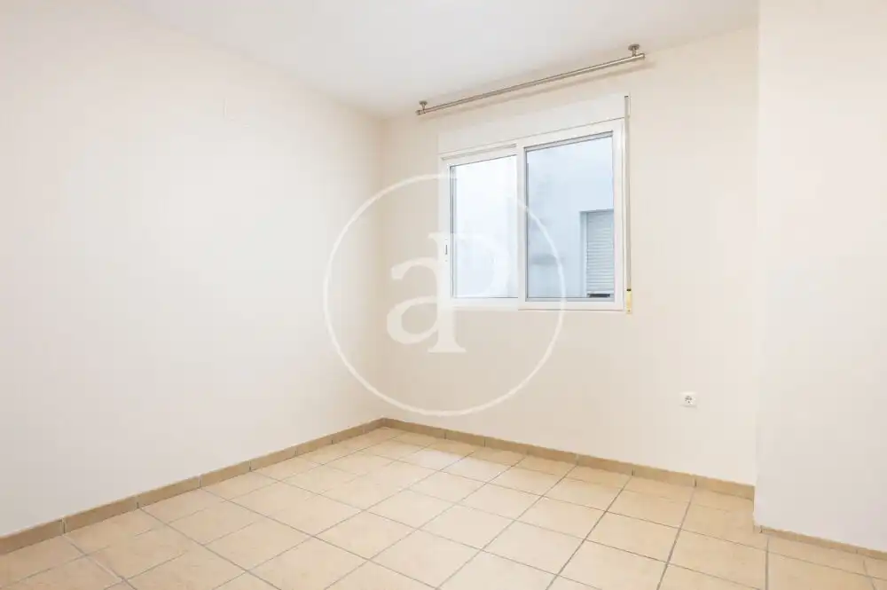 Wohnung zum Verkauf in Onda mit Heizung, Abstellraum und Balkon