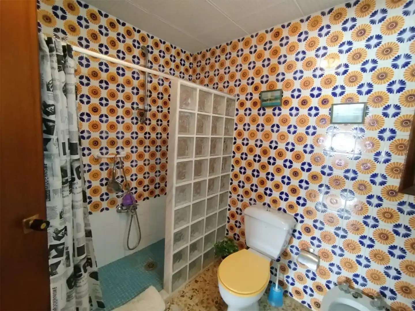 Bathroom of Flat for sale in Albaida, Valencia