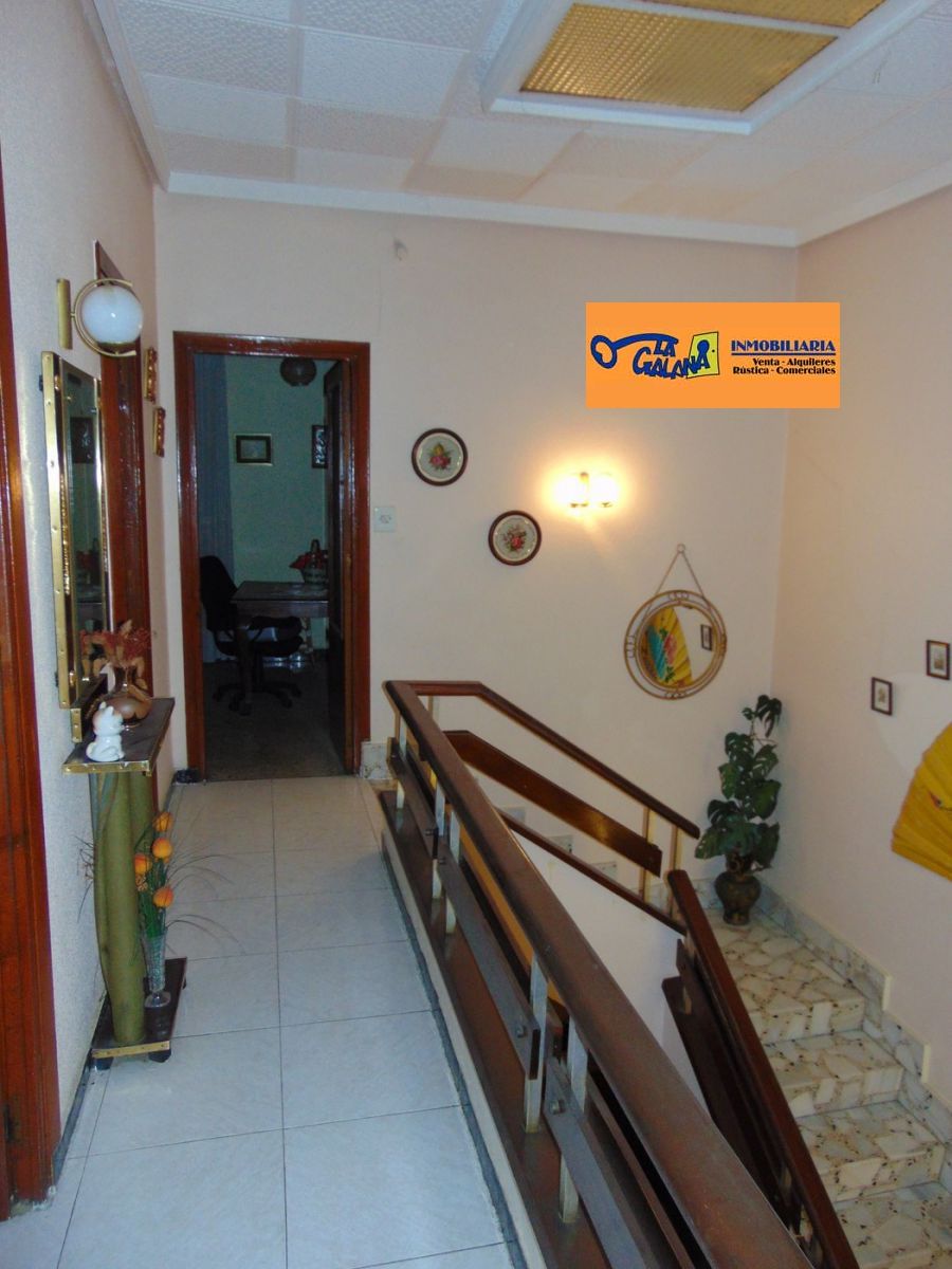 Casa o chalet en venta en Valdepeñas con Trastero y Balcón