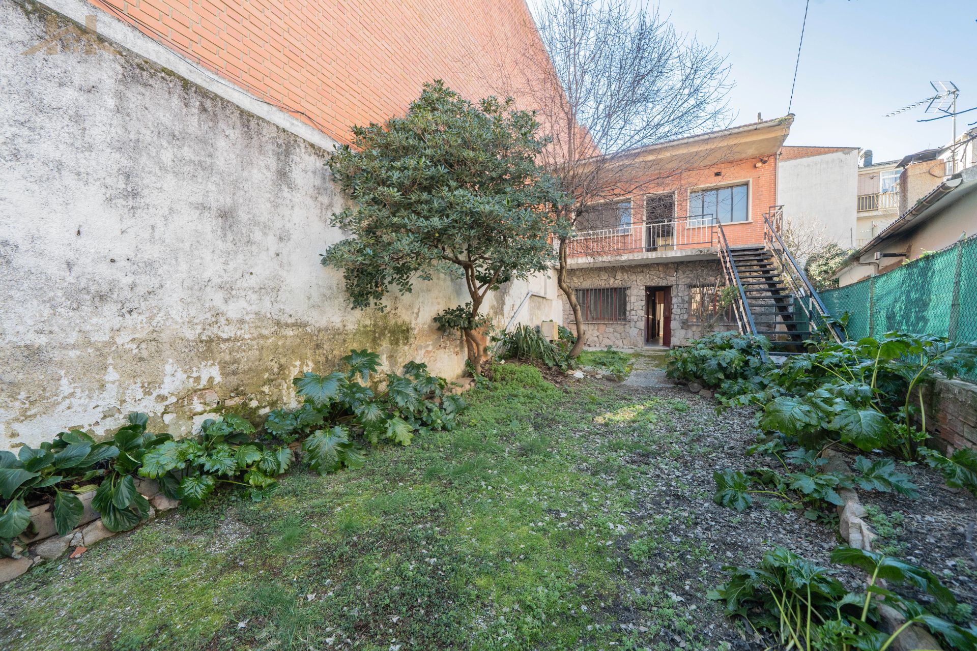 Exterior view of House or chalet for sale in Manzanares El Real  with Storage room, Furnished and Balcony