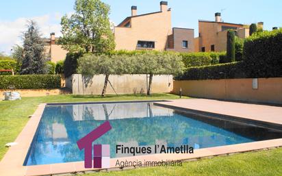 Jardí de Casa adosada en venda en L'Ametlla del Vallès amb Aire condicionat, Calefacció i Jardí privat
