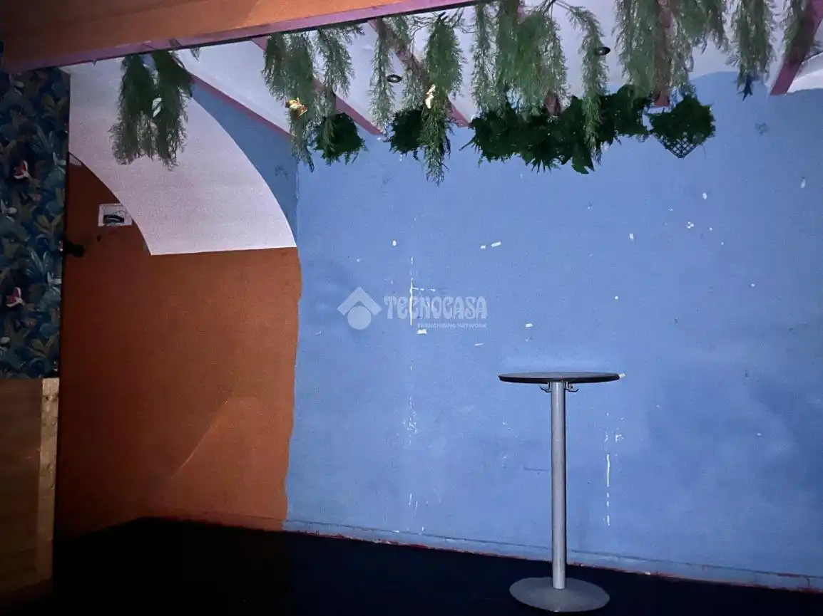 Local comercial en venta en Peñamefecit - Avda Barcelona, imagen 6