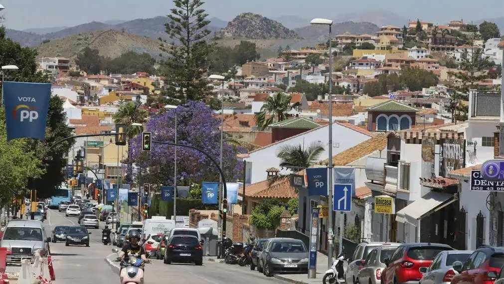 Vista exterior de Casa adosada en venta en Málaga con Aire acondicionado y Balcón