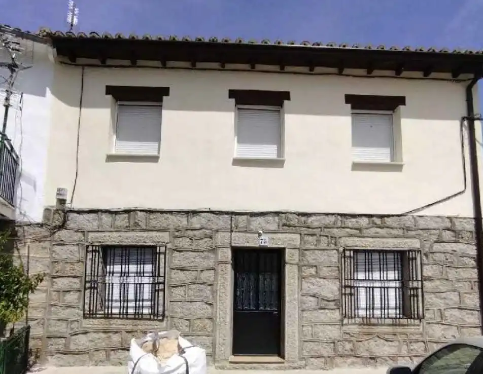 Pis en venda a Ávila-Casavieja