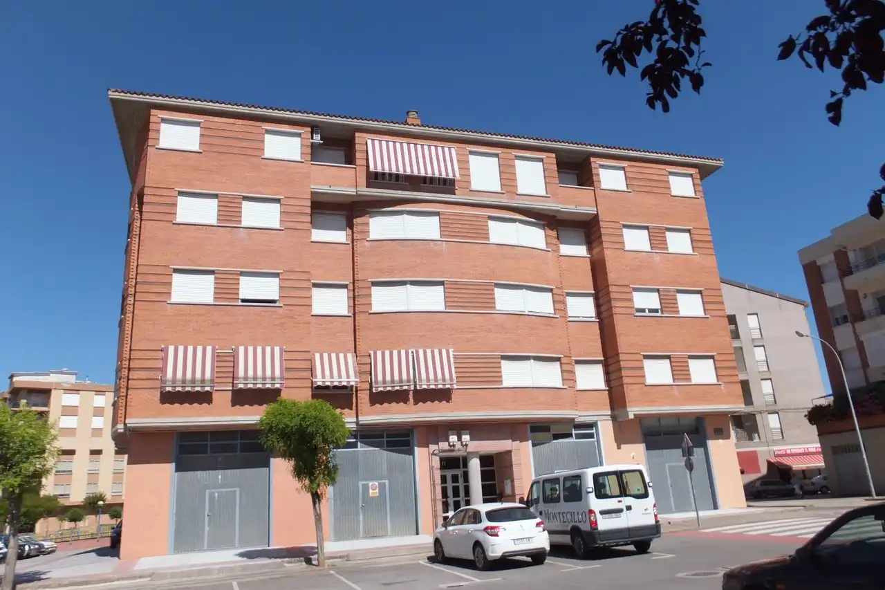Vista exterior de Pis en venda en Fuenmayor