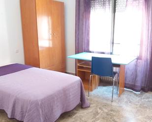 Bedroom of Flat to rent in Ciudad Real Capital  with Heating, Furnished and Washing machine