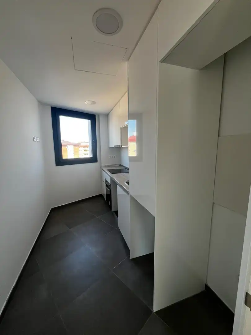 Cuina de Pis de lloguer en Córdoba amb Aire condicionat, Calefacció i Terrassa