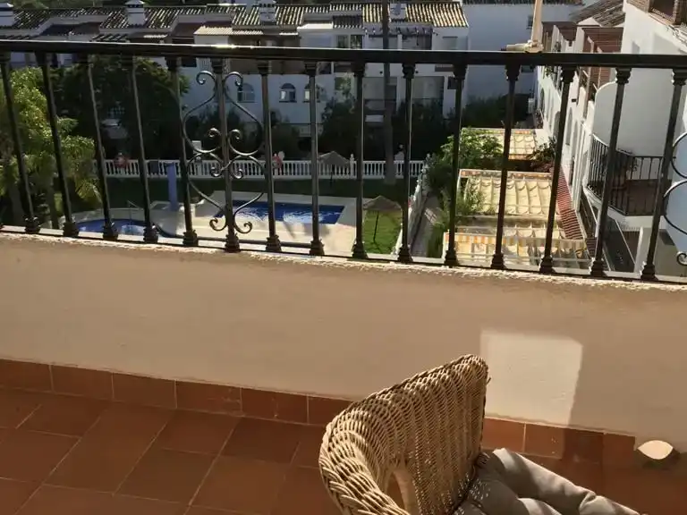 Terrassa de Àtic de lloguer en Mijas amb Aire condicionat, Piscina i Balcó