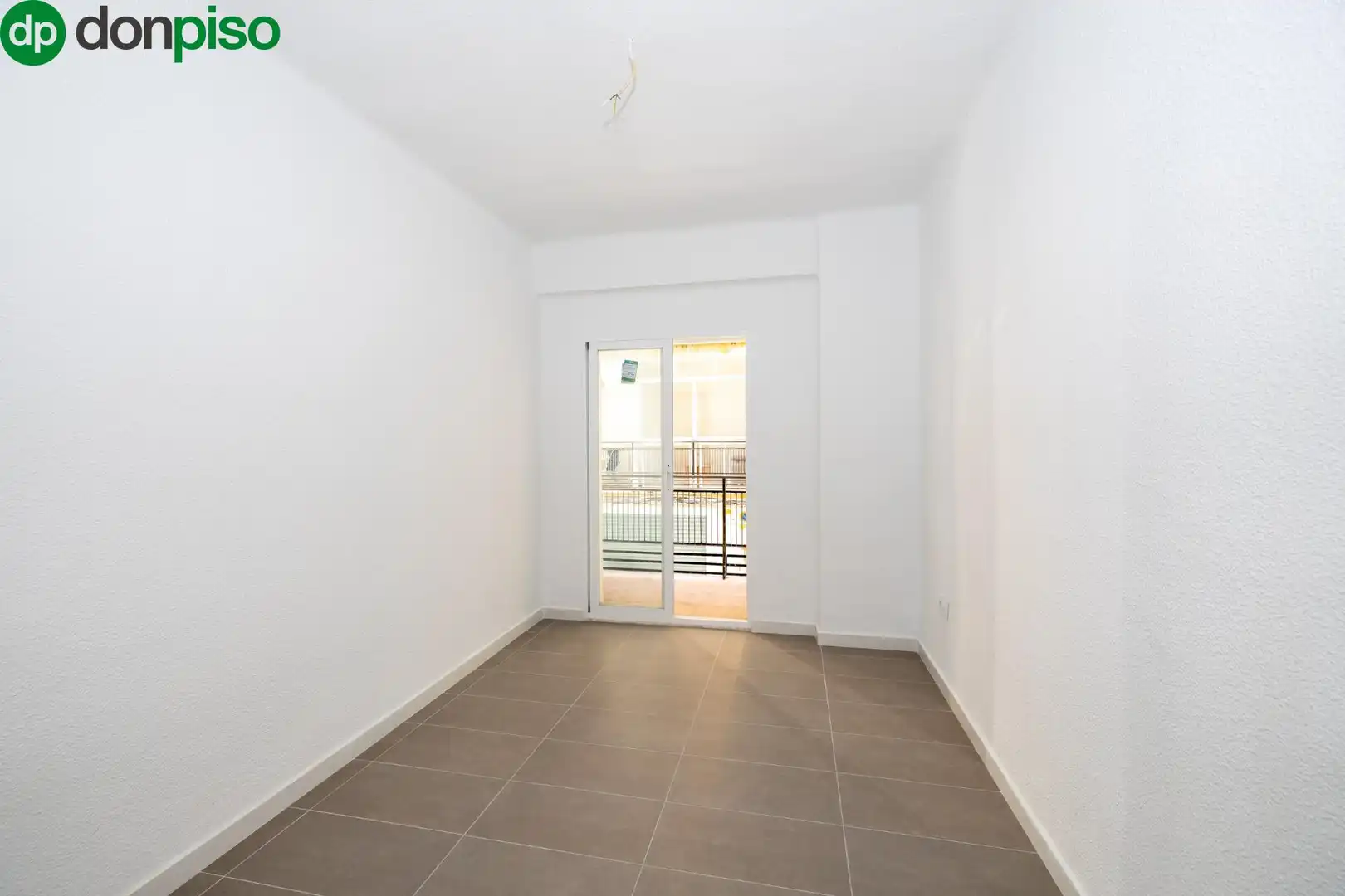 Bedroom of Flat for sale in Granada  with Terrace and Balcony