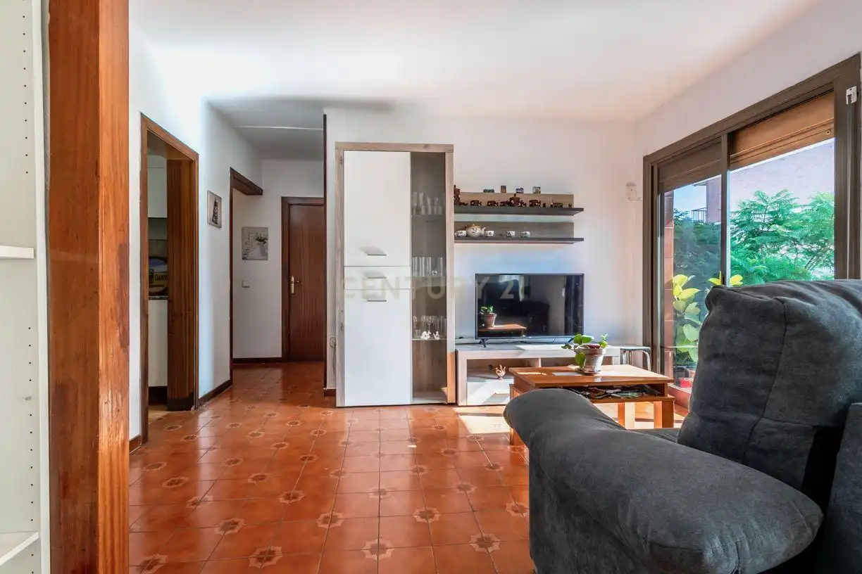 Sala de estar de Piso en venta en Nou Barris