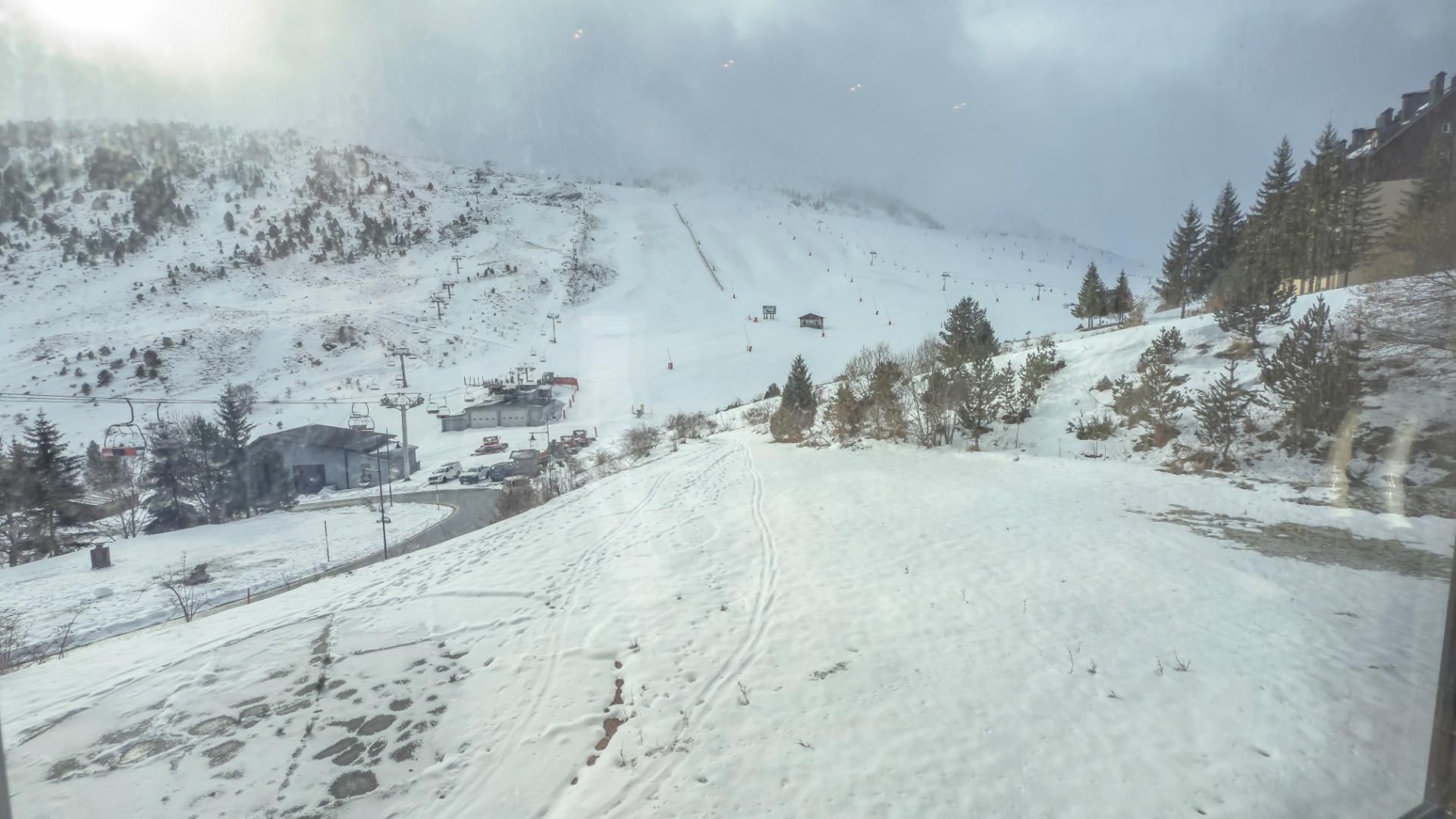 Exterior view of Flat for sale in Aisa  with Heating