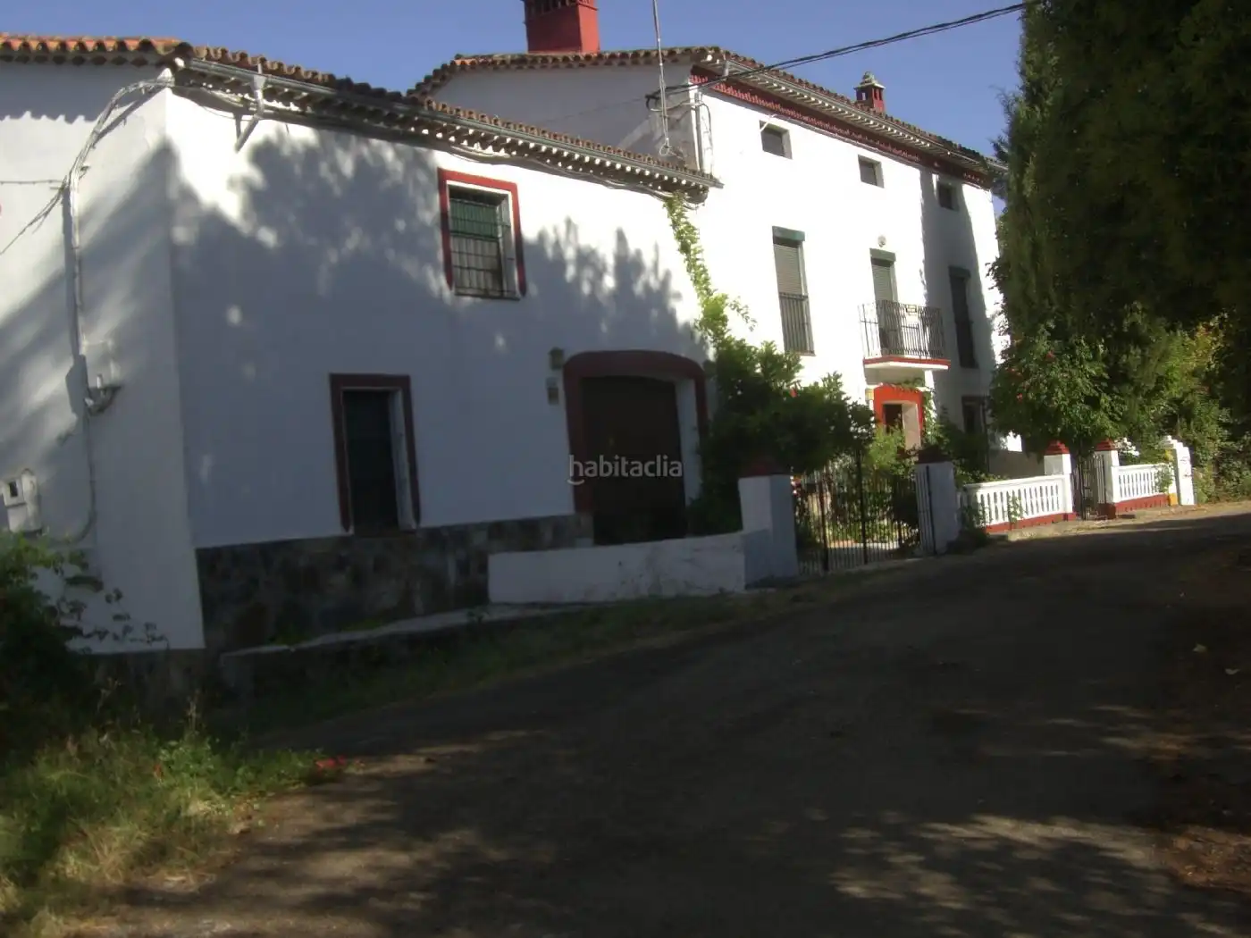 Casa amb jardí en venda a Calle la Charneca 4